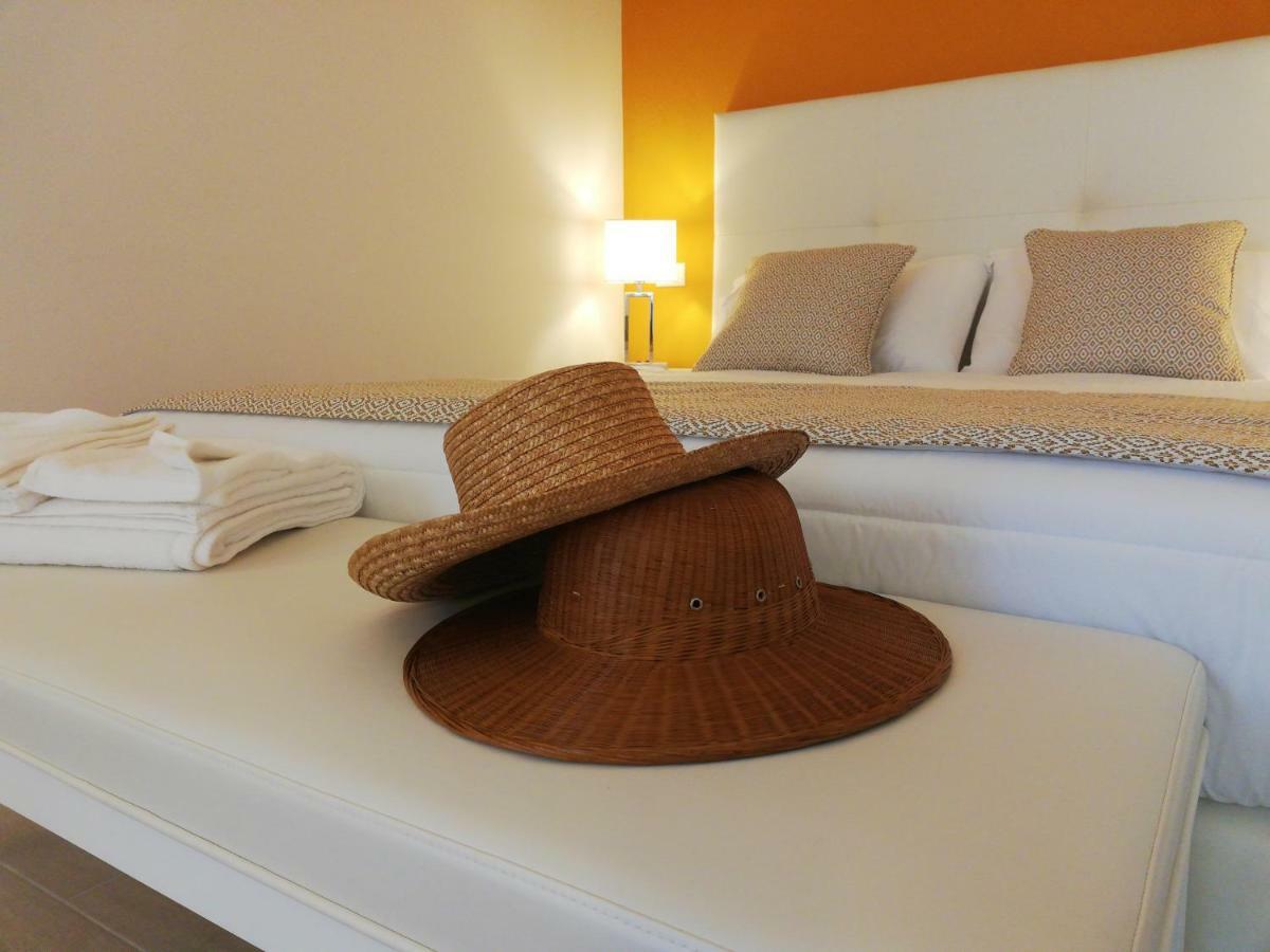 Kaloneiro Guest House Corigliano dʼOtranto Екстериор снимка