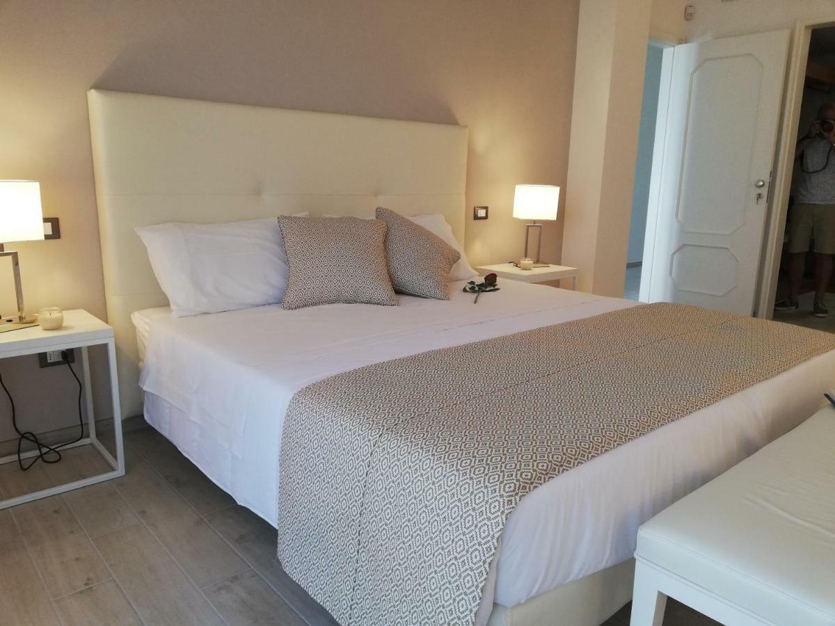 Kaloneiro Guest House Corigliano dʼOtranto Екстериор снимка