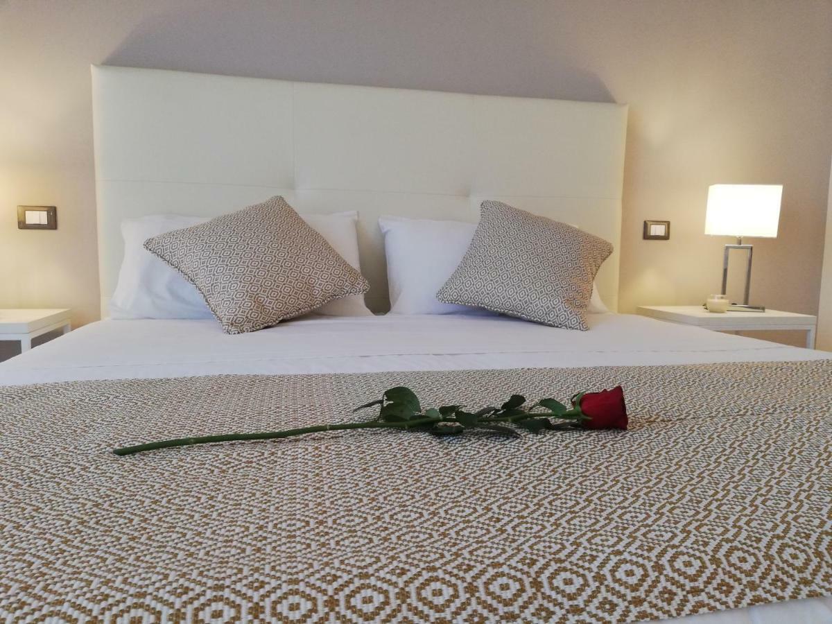 Kaloneiro Guest House Corigliano dʼOtranto Екстериор снимка