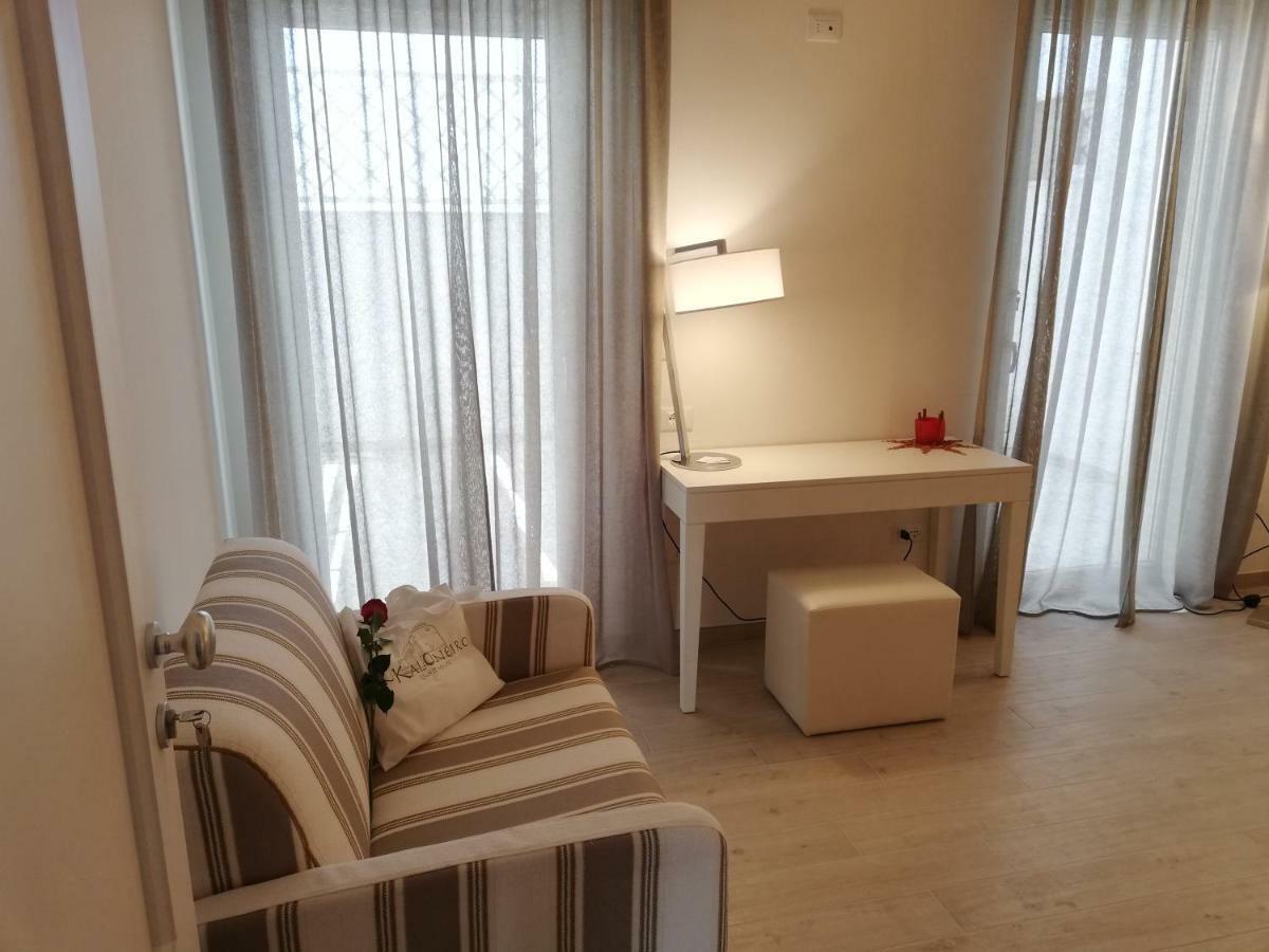 Kaloneiro Guest House Corigliano dʼOtranto Екстериор снимка