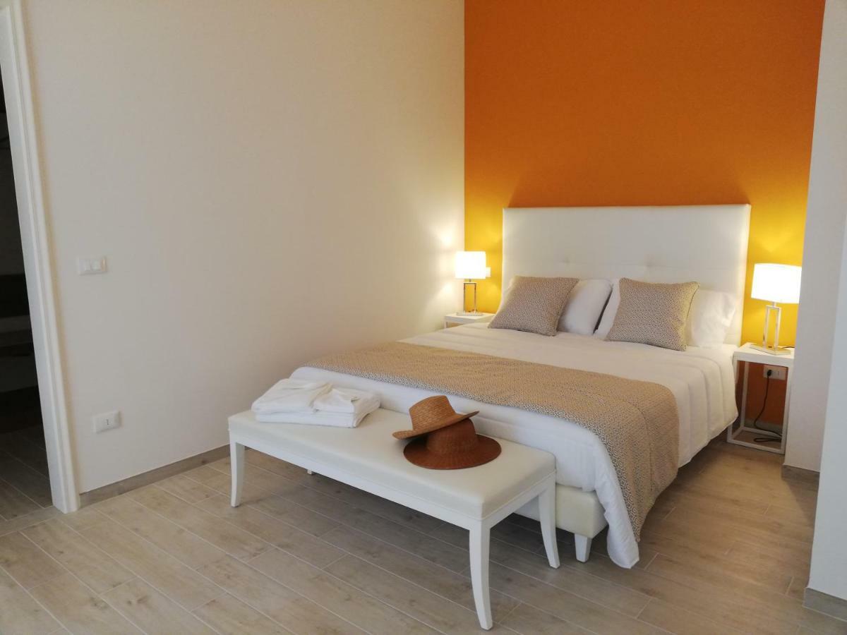 Kaloneiro Guest House Corigliano dʼOtranto Екстериор снимка
