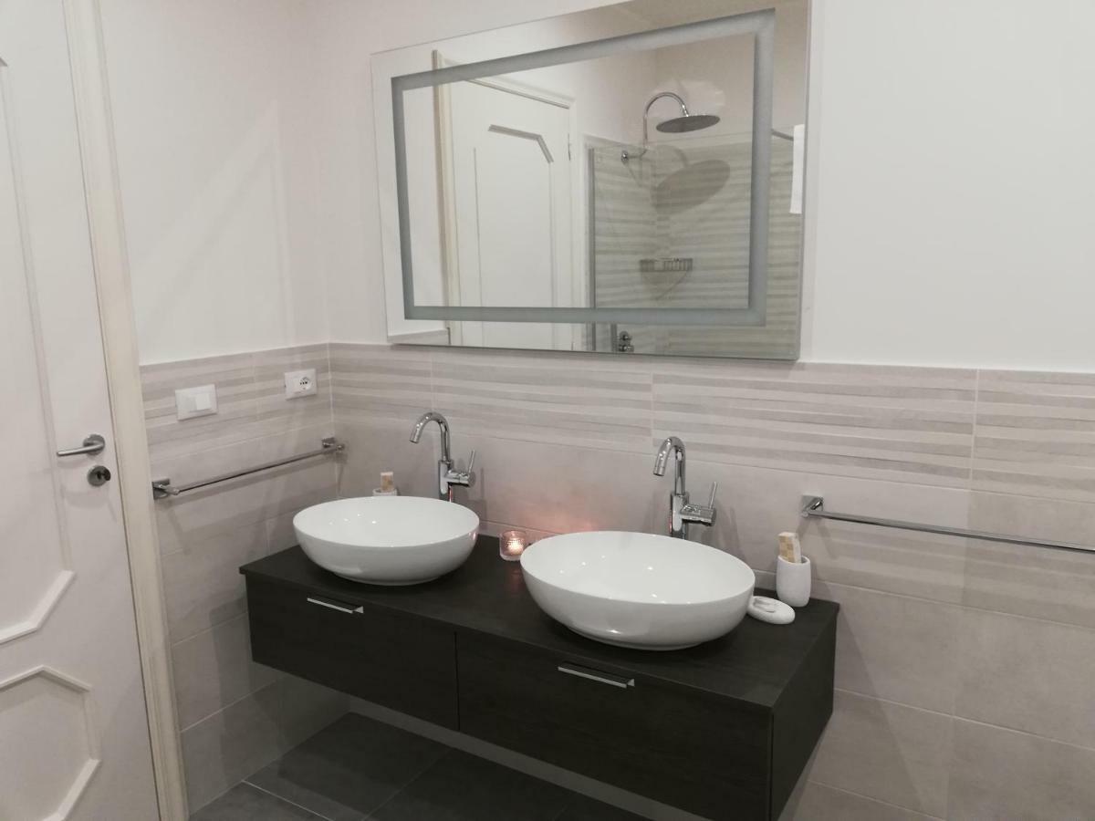 Kaloneiro Guest House Corigliano dʼOtranto Екстериор снимка