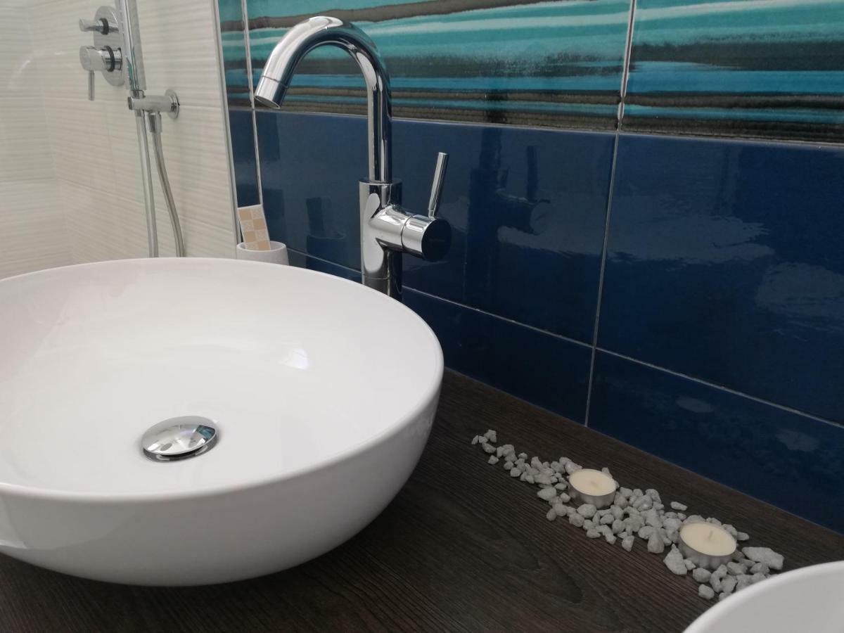 Kaloneiro Guest House Corigliano dʼOtranto Екстериор снимка